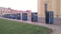 наши квадратные уличные стенды украшают Васильевский остров